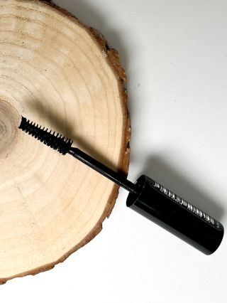 Řasenka, asi nejpoužívanější líčidlo pro všechny ženy. Věděli jste, že první formy řasenky používali už Egypťané kolem...